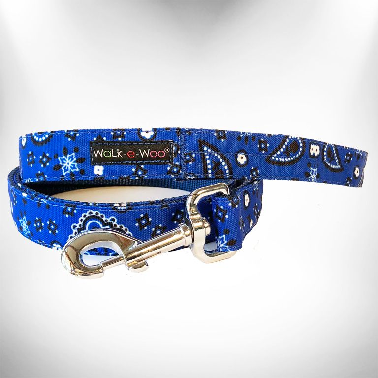 Blue Walk-e-Woo bandana print dog leash