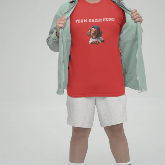kids' unisex t-shirt with dachshund and "Team Dachshund" - red